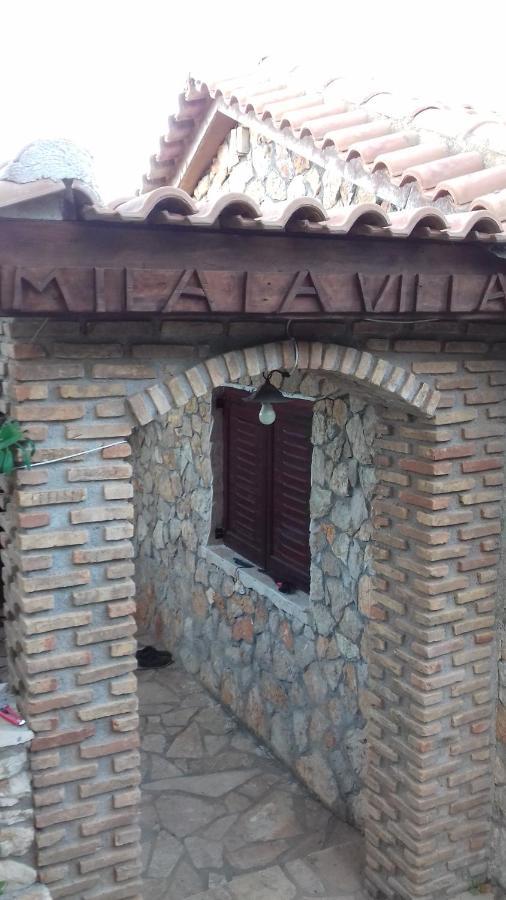 Mila La Villa Kastron  Ngoại thất bức ảnh