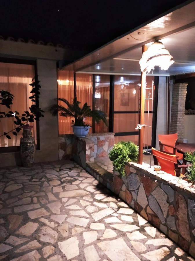 Mila La Villa Kastron  Ngoại thất bức ảnh
