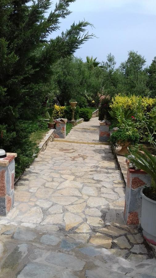 Mila La Villa Kastron  Ngoại thất bức ảnh
